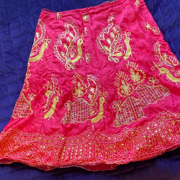 Vibrant Pink and Gold Embroidered, sequined Skirt - Picture 1 of 11